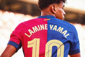 完美下载-接过传奇10号跟队记者：巴萨7月1日正式官宣17岁亚马尔穿10号