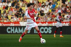 完美下载-摩纳哥新星阿克利乌舍示好巴萨:喜欢西甲和巴萨,偶像是梅西