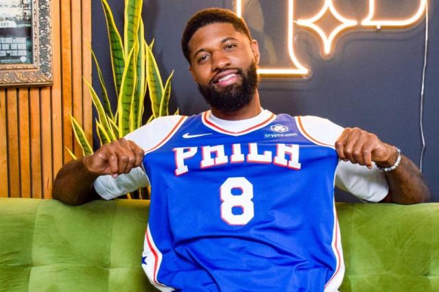 完美对战平台下载-乔治正式亮相费城：“三巨头模式可以规避伤病风险”